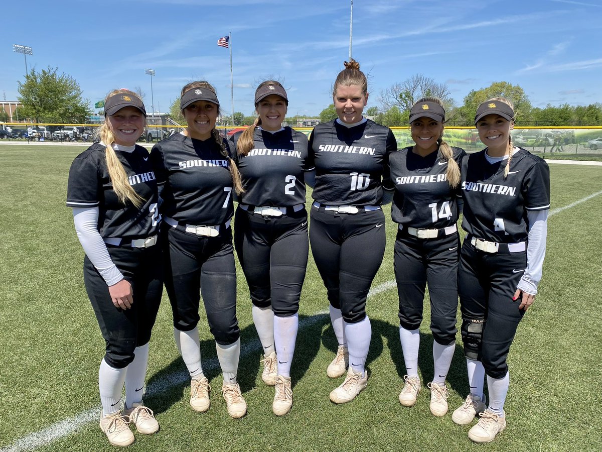 MSSUSoftball's tweet photo. Happy Senior Day, Lions! 💚💛

Join us at 1pm &amp; 3pm for a doubleheader vs Missouri Western at Pat Lipira Softball Complex! https://t.co/MXelA6aLzH