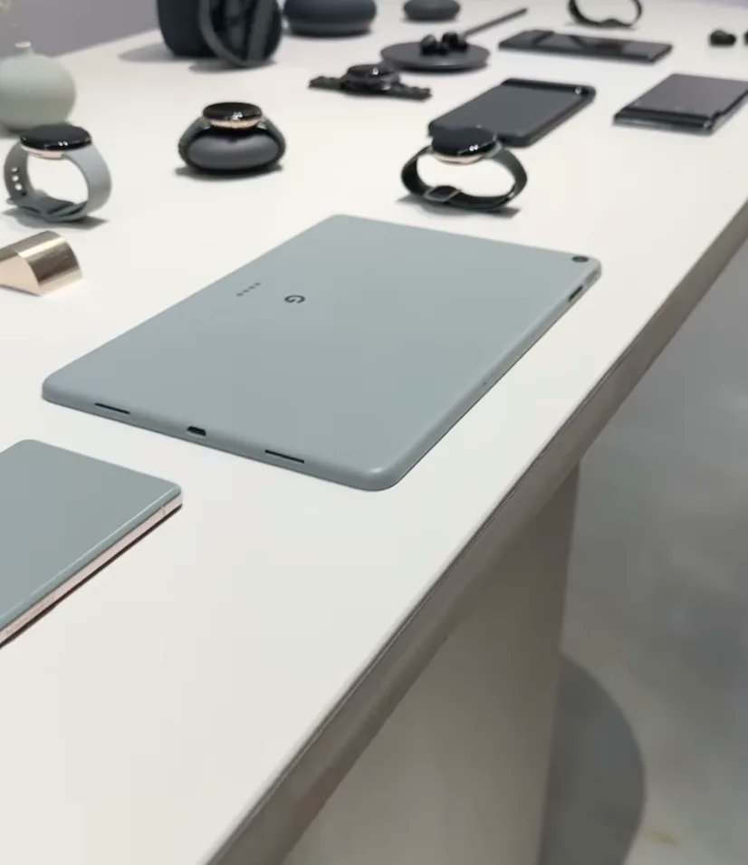 TechKard's tweet photo. Google Pixel Tab live images in three colours from Design Week Exhibition ( Shape by Water ) in Italy.
Via:https://t.co/Z1L2ofcOKN
#Google #GooglePixelTab #PixelPad #PixelTab #TeamPixel https://t.co/AjPkSaqd4A