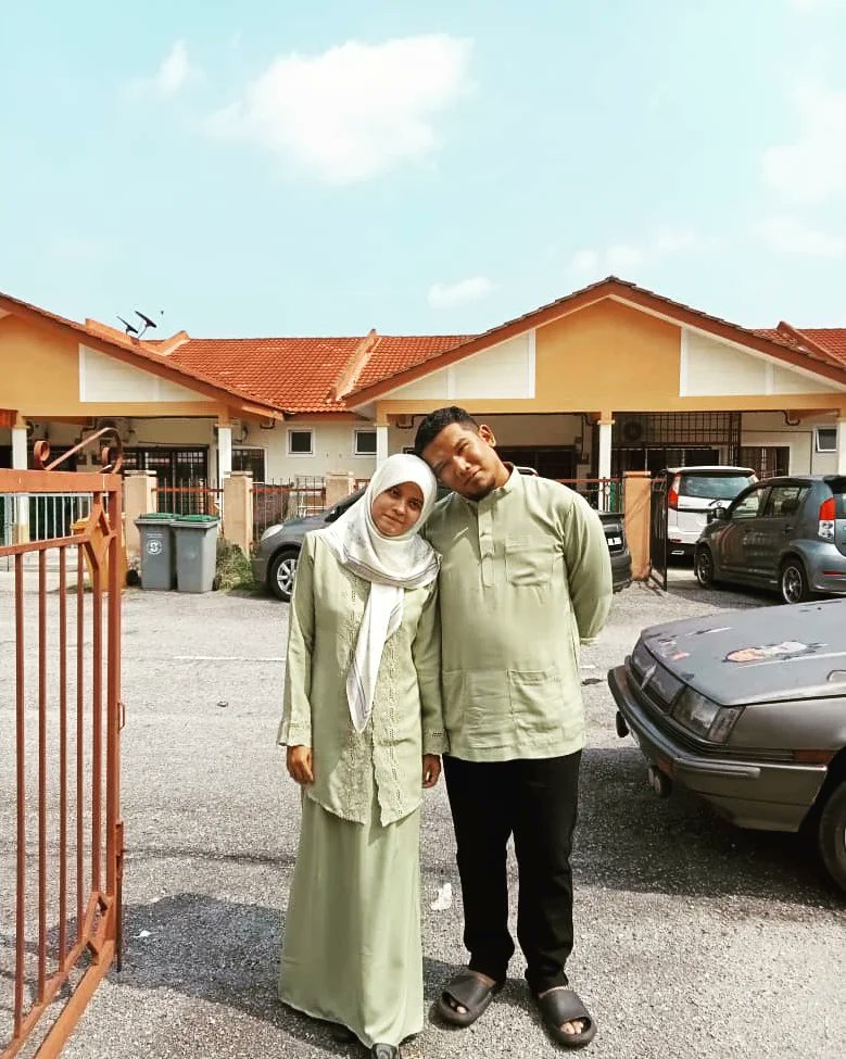 fazidah_zainal's tweet photo. selamat hari raya aidilfitri. ✨🌙
#firstraya ❤️ https://t.co/72SHf50FRH