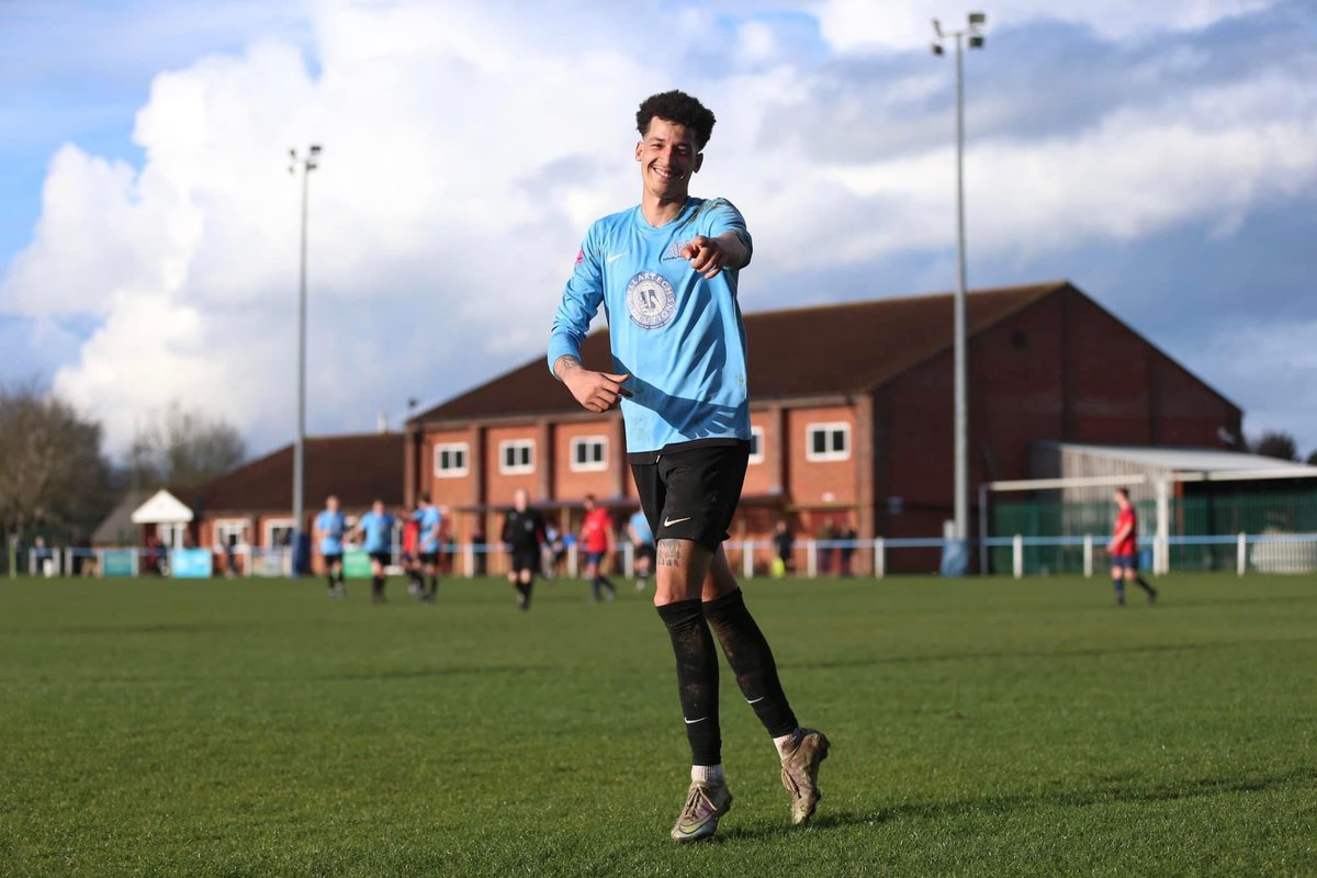 AsfordbyFC's tweet photo. BREAKING: Asfordby win the Leicestershire Senior Prem with a 7-0 win away at @EllistownFC more to follow! Asfordby scorers
Dolton Taylor 3
Luke Howitt 2
Lai Hammond 
Roman Strong
Massive thanks to Ellistown for looking after us and to all our supporters #UTA  # asfordbyultras https://t.co/QRJanAB9mY