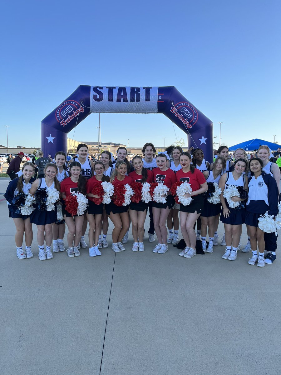 tomball_hscheer's tweet photo. What a beautiful day to cheer on the runners of the 2nd annual Tomball ISD Superintendent Fun Run!! We love getting to cheer with our @TMHSCheer2020 friends❤️💙❤️💙!!! @TomballISD @m_salazarzamora @FineArtsTomball #destionationexcellence #TISDstrong #runforestrun https://t.co/qHL8TFlJ8p