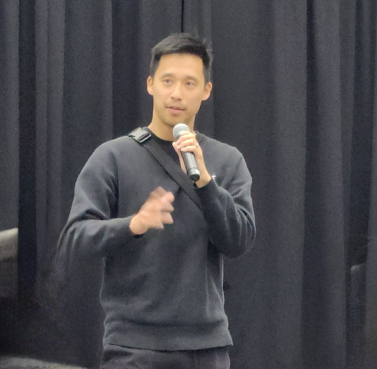 "I want to leave the world better than I found it" says <a href="/bennyluo/">Benny Luo</a> CEO &amp; Founder of <a href="/NextShark/">Nextshark</a> to the next generation at the AAPI Youth Summit <a href="/CSNCoyote/">CSN</a> WC campus #regentlife #studentleaders #listening