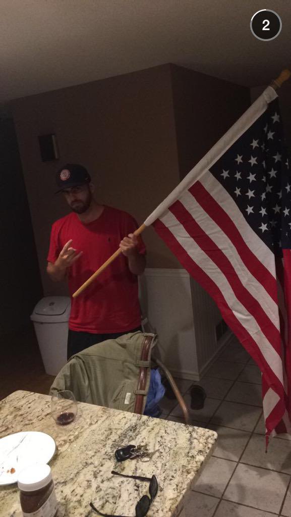Ryan_Keith_'s tweet photo. @bobbylockwood34 Me on twitter             George Washington

                             🤝 

          Fighting for independence https://t.co/ClgJXDPKyd