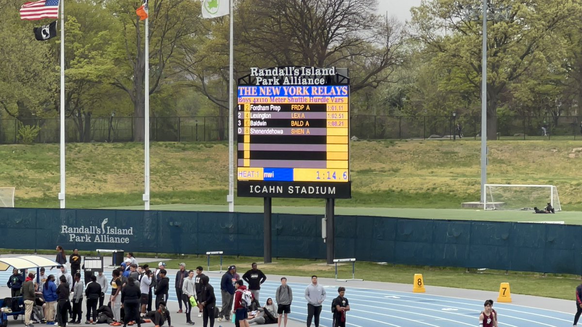 JB10_Fp's tweet photo. Won the NY Relays SHR with the guys.  Looking forward to Penn Relays this week. https://t.co/moBShsAaFO