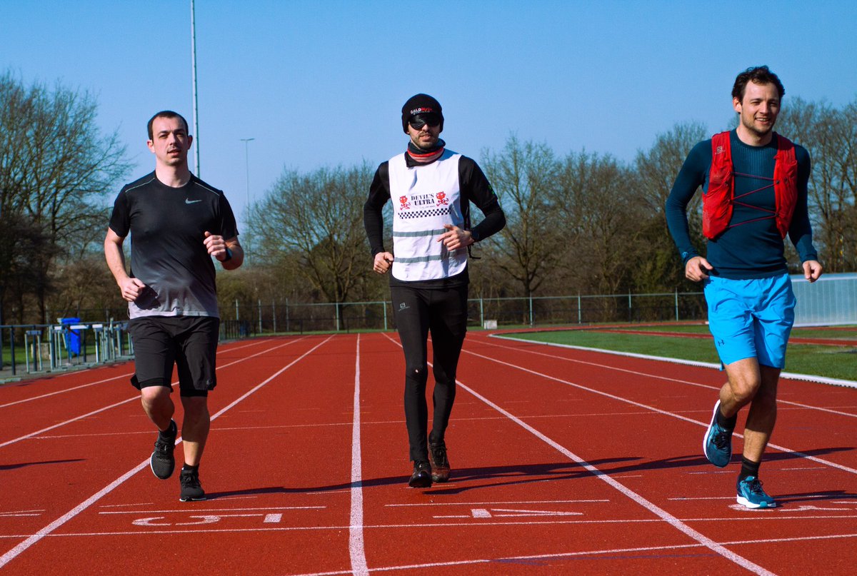 Geblinddoekt 24 uur hardlopen, en een nieuw Guinness World Record Blind running neerzetten. 🔥 Dat is de uitdaging die ultraloper Björn van Loon op zaterdag 29 april aangaat. Lees waarom 👇🏽

hardloopnetwerk.nl/bjorn-gaat-voo…