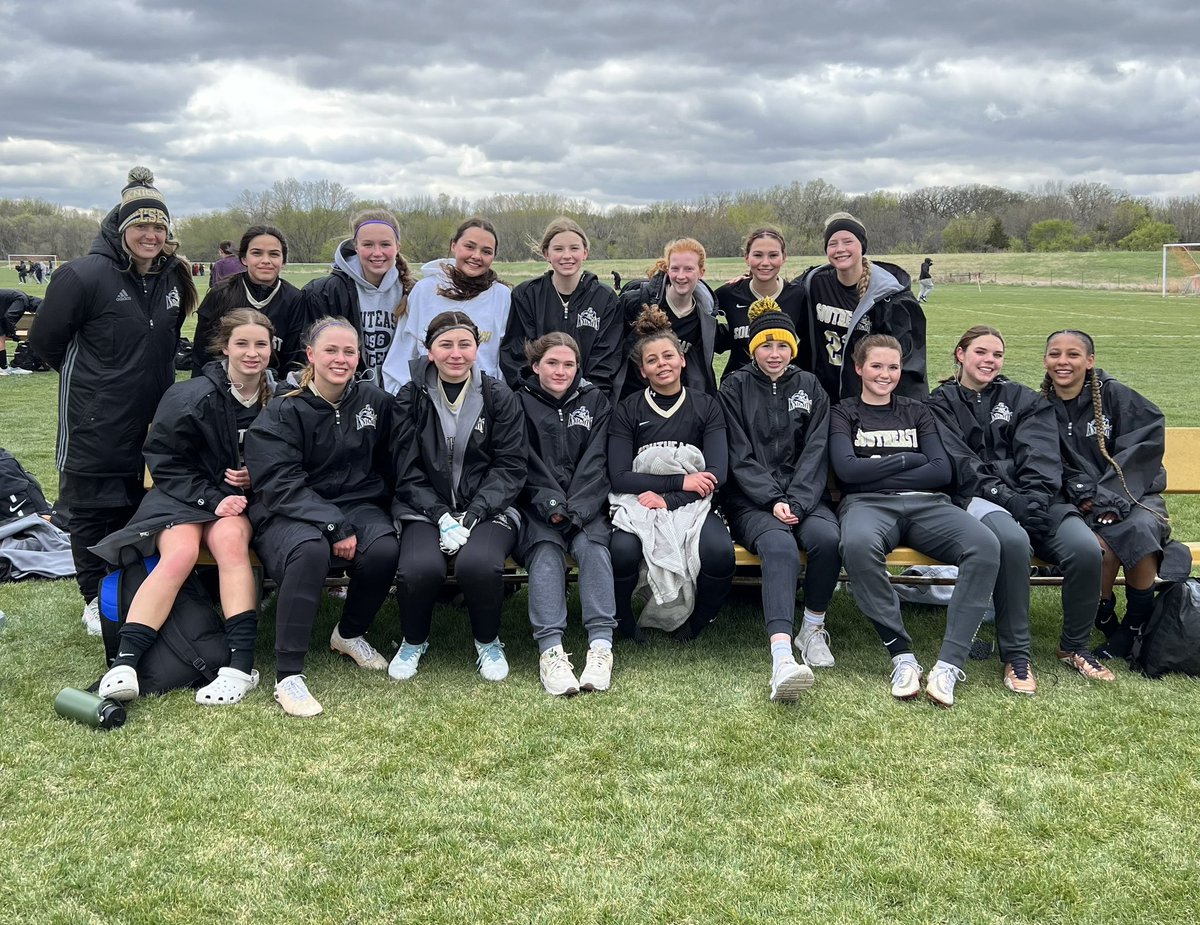 kayciarajala's tweet photo. Great win on a chilly morning for the JV girls!! @LSEGirls_Soccer #KP https://t.co/sqxZLXiMlo