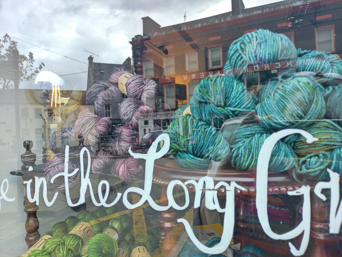 #colourinspo Dark Truffle, Hillside and Harbour.
bantryyarns.ie/life-in-the-lo…