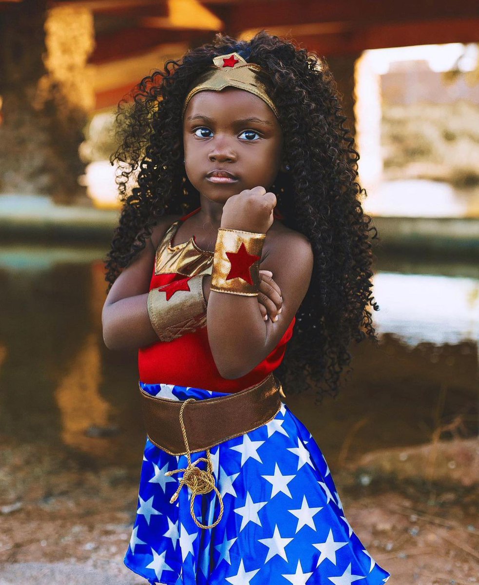 GarotasdaMare's tweet photo. A cara da Super heroína do futuro, que a gente quer.
Foto: RWFotografia.
#PretasNoPoder https://t.co/xUKjeUDmEs