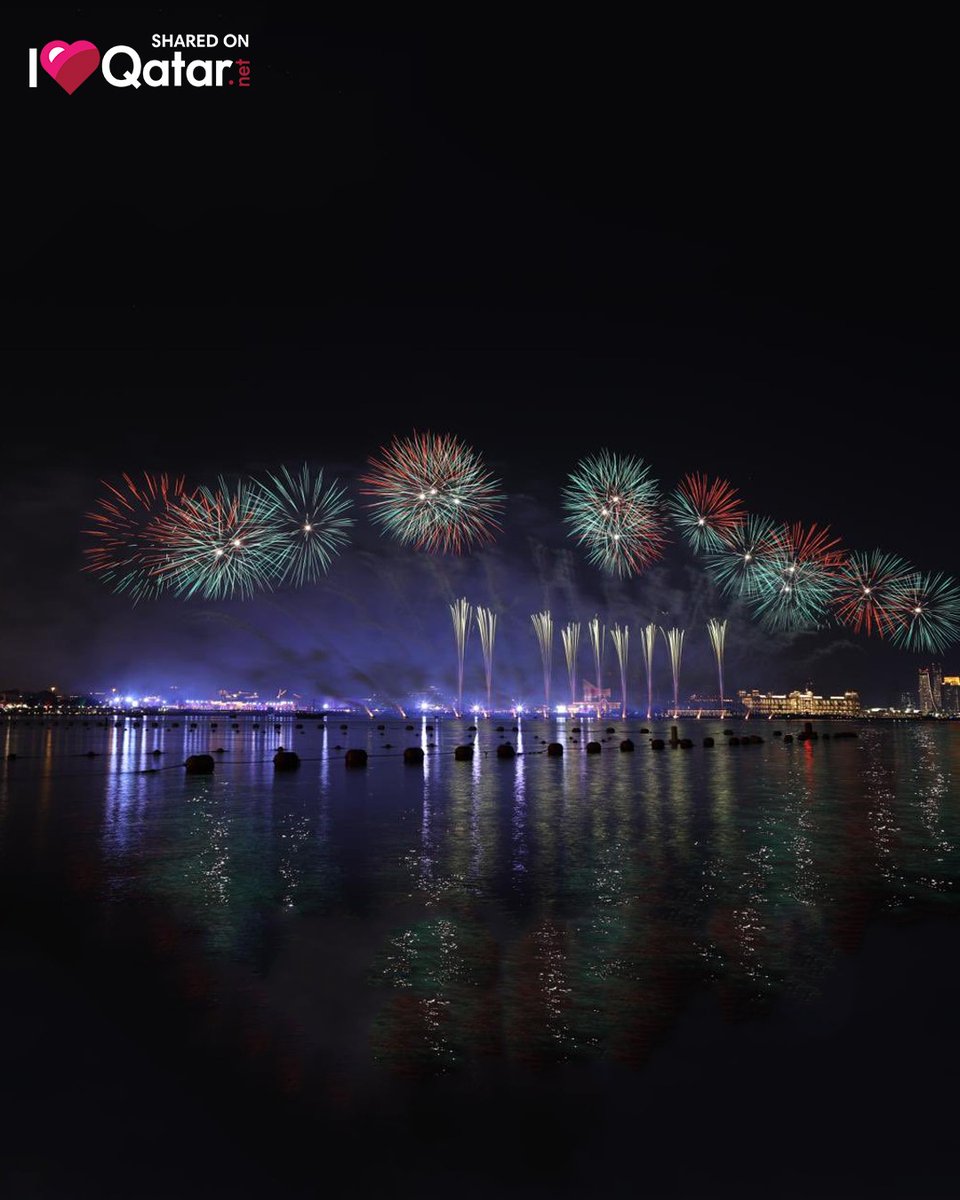 ILQLive's tweet photo. 🎆 Check out these clicks of the fireworks display at Katara Cultural Village! 🤩
📷 @kataraqatar
#ILoveQatar #Qatar #Doha #DohaQatar #Katara #KataraCulturalVillage #Qatar #ILoveQatar #ILQLive #ILQ #ILQReels #Qatar #Doha #EidAlFitr #Eid #EidAlFitr2023 #EidInQatar #EidInDoha #QatarFireworks #DohaFireworks