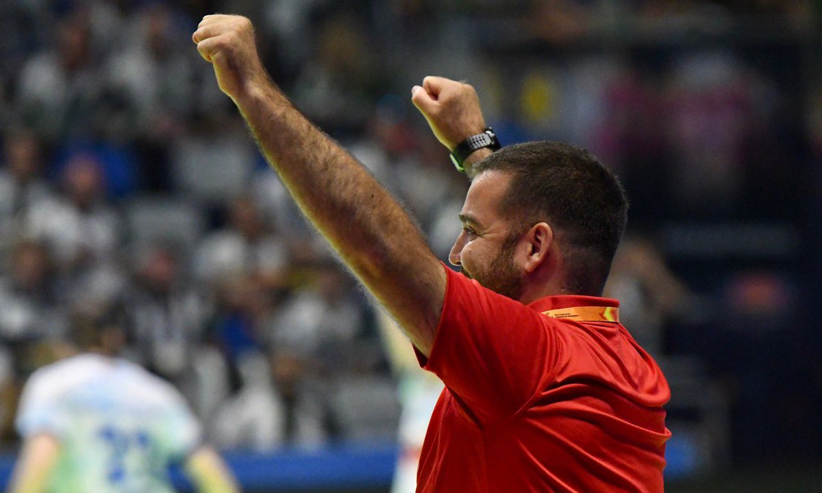 BMGranollers's tweet image. ✅ SIII! SOM A LA FINAL!

📊 KH-7 BM Granollers 27-20 @BMMalagaCosta 

🔜 Demà diumenge a les 19h jugarem la final de la #CopaReina2023

SOOOOM-HI!! 🤍💙