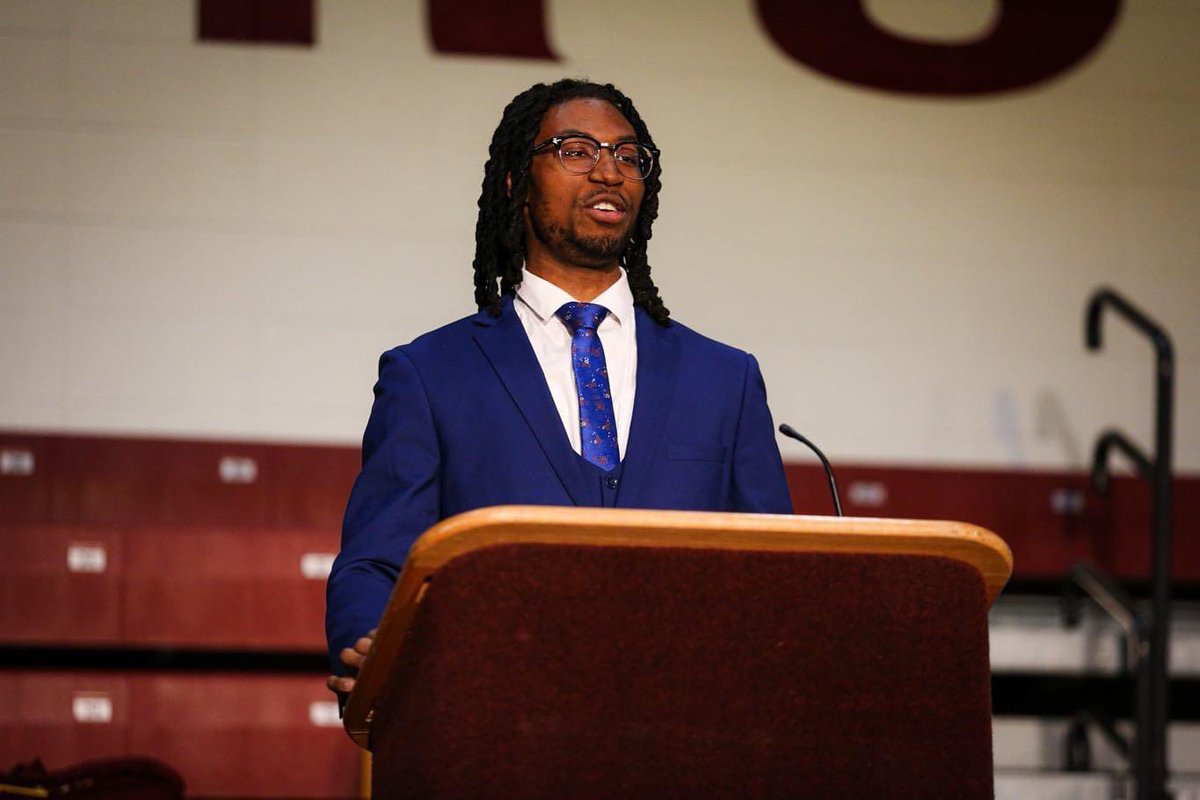 community_corey's tweet photo. A moment for a lifetime.

Last night, Sierra and I, served as the KEYNOTE Speakers at the 2023 Concordia University Chicago Student Athlete Awards Banquet.

Sierra &amp; Northwestern Mutual, announced the 2023 Northwestern Mutual Athletic Leadership award winner, prior to my address. https://t.co/QMColYeZ2R