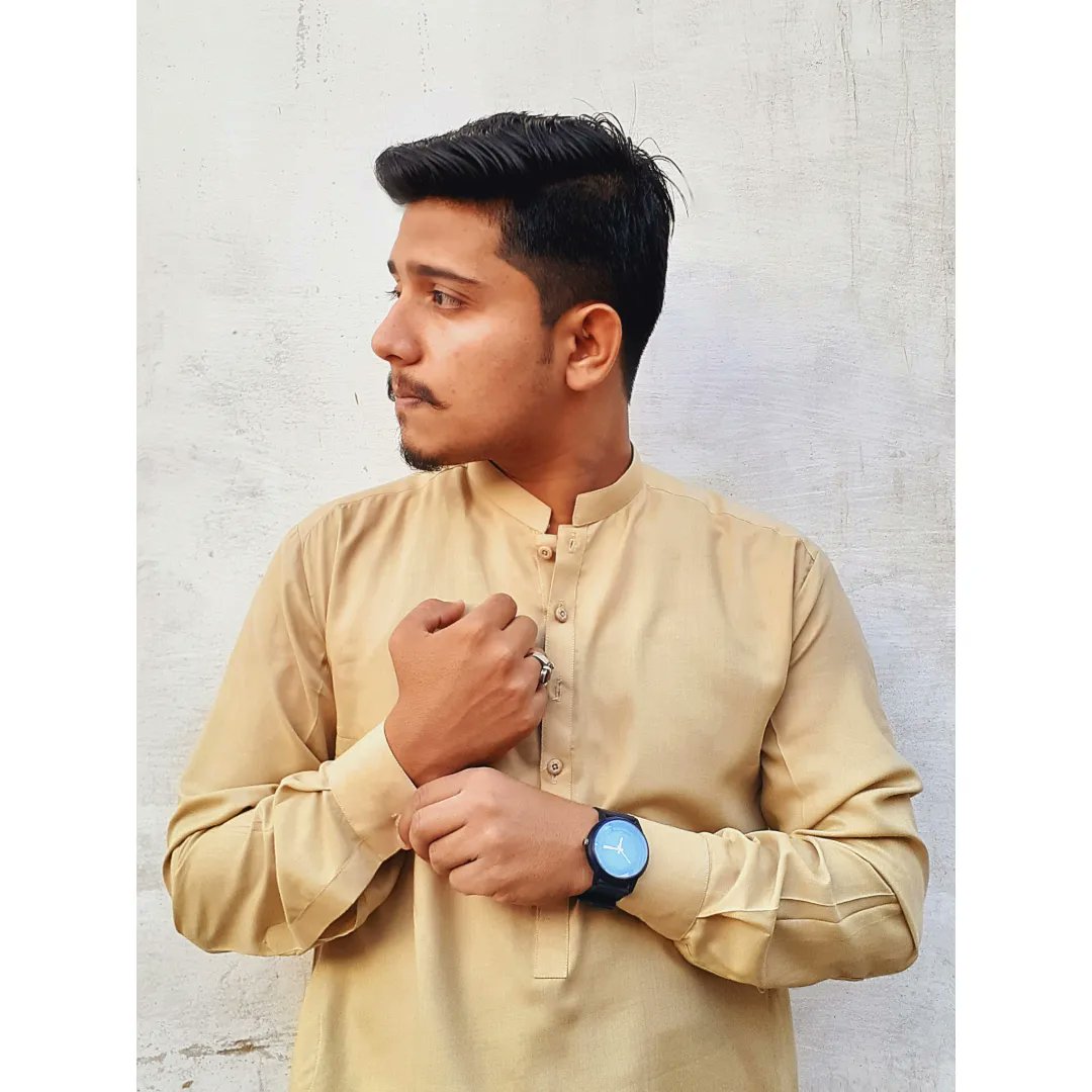 Muhammad_Wali_1's tweet photo. E I  D    M U B A R A K 

#EidUlFitr2k23 
#PoliticalScientist 
#MWK https://t.co/j5uQgcg5So