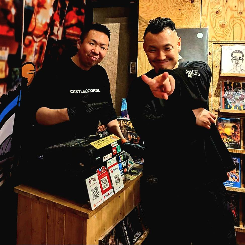 castlerecords's tweet photo. 【来城】輪入道!
ご来城ありがとうございます🏯✨
久しぶりの再会🤝また一緒に乾杯しましょう🍻
#castlerecords #jhiphop #j_hiphop #hiphop #湯島 #湯島BAR #輪入道 https://t.co/hLfLllL0io