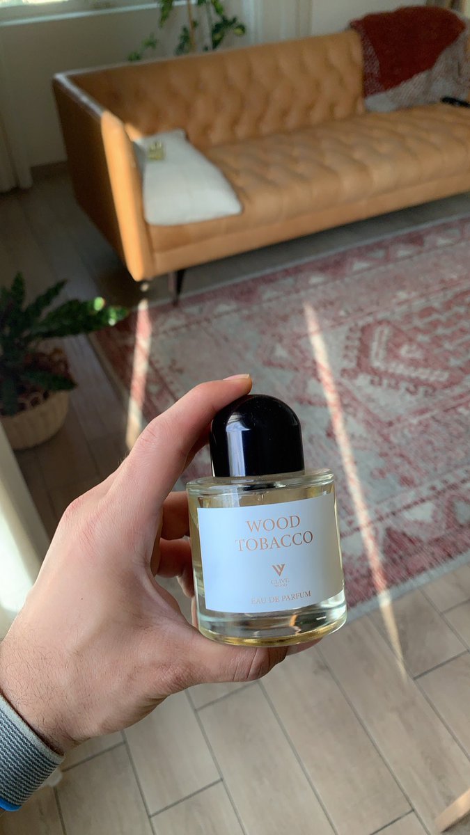 qwertyui03's tweet photo. #رابطة_عشاق_العطور 
عطري الليلة هذا المارد المتغطرس
#كشخة_العيد 
وود تباكو من كلايف وود @clivewoodsa 
😍تشربه شرب 
تتروش منه
ليل نهار ماتمل منه
👋مش اعلان
‼️اليوم توصية خاصة لكم تعبت وانا اعلن له واتكلم عنه اليوم خارج الاعلان
✌️ادءاه بطل يفوح في الساعة الثانية مثل فوحان اول رشه ….
الثبات لاتتكلم ارقد واستريح🔥🥲
اللي له خاطر يلحق عليه الان بخصم رمضان
170 ريال شامل الشحن
🔺كود CL10

https://t.co/mqdphqMr4T