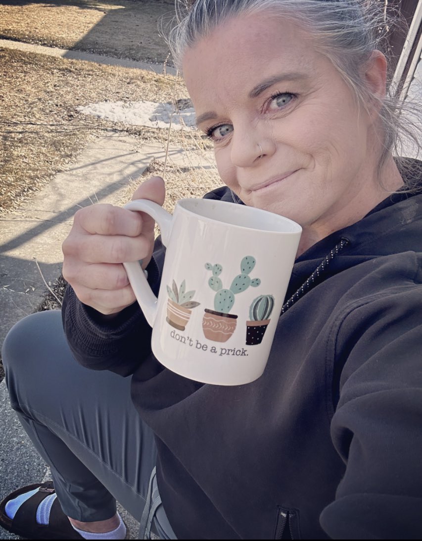 KelliDPowers's tweet photo. Iβm headed to my cabin to lose my mind and find my soul, in the meantime do as the mug says πππ#dontbeaprick https://t.co/h2d7LfojcQ