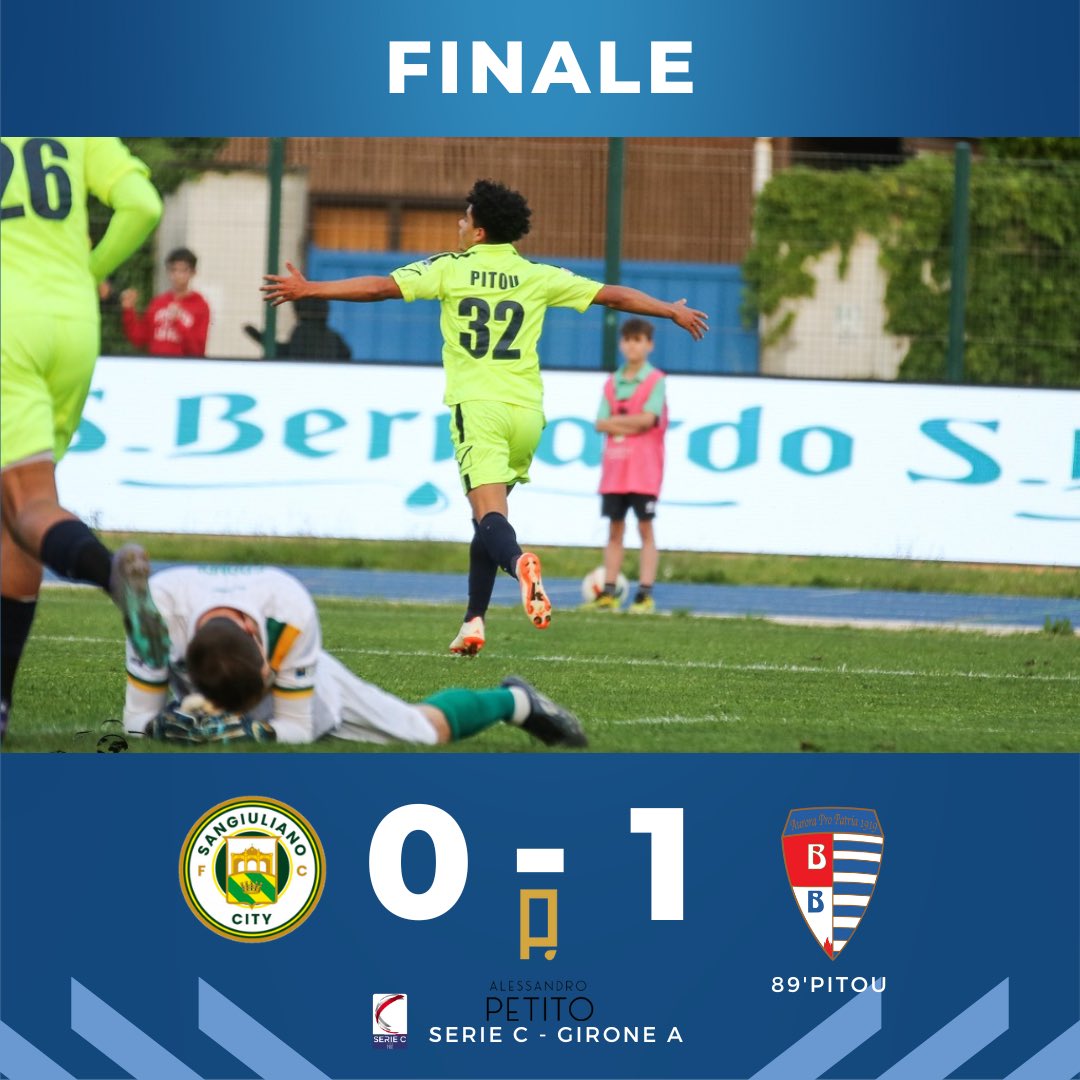 aurorapropatria's tweet photo. CHIUDIAMO LA STAGIONE CON UNA VITTORIA 🤍💙 https://t.co/LpwAE9KmFF