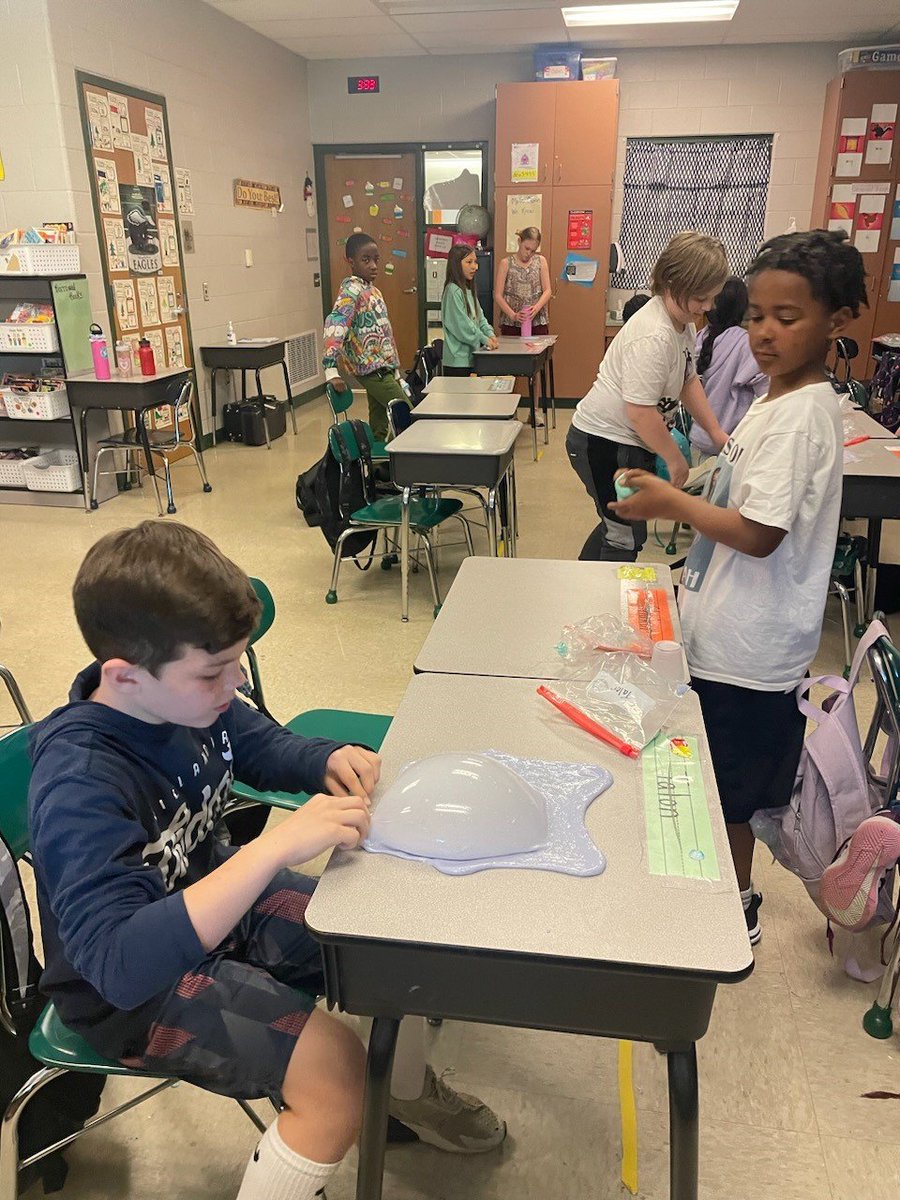 CASDRainbow tweet media