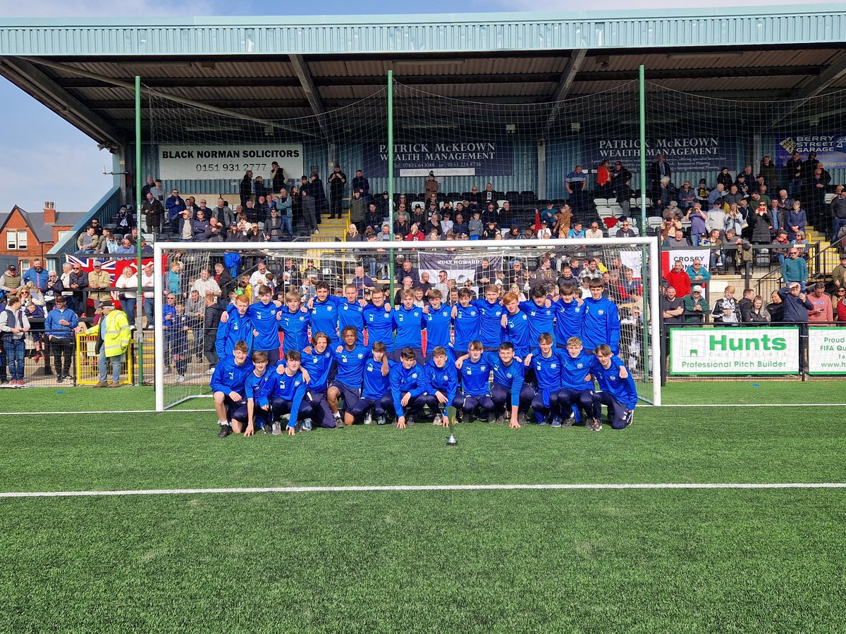leejones_2003's tweet photo. @CrosenderWay Amazing experience for the lads. A massive thank you to all the fans for a great reception https://t.co/2mwZybNk78
