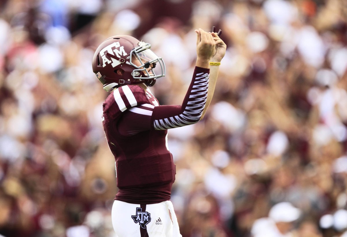 SSN_TAMU's tweet photo. When Johnny finally gets his statue at A&amp;M, what pose should he be in?

Poll below https://t.co/COBzwAF4rh