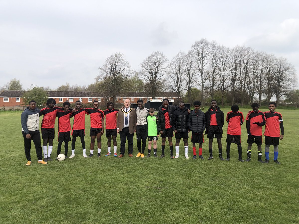 What a support the Chair of Warwickshire County Council turn up ,,Warwickshire to me just like family and we are so different because we care about children and we do love children ⁦<a href="/Mfog/">Monica Fogarty</a>⁩ ⁦@JohnCol77533029⁩ ⁦<a href="/CllrSeccombe/">IzziSeccombeOBE</a>⁩ ⁦@WarksDCS⁩ ⁦⁦