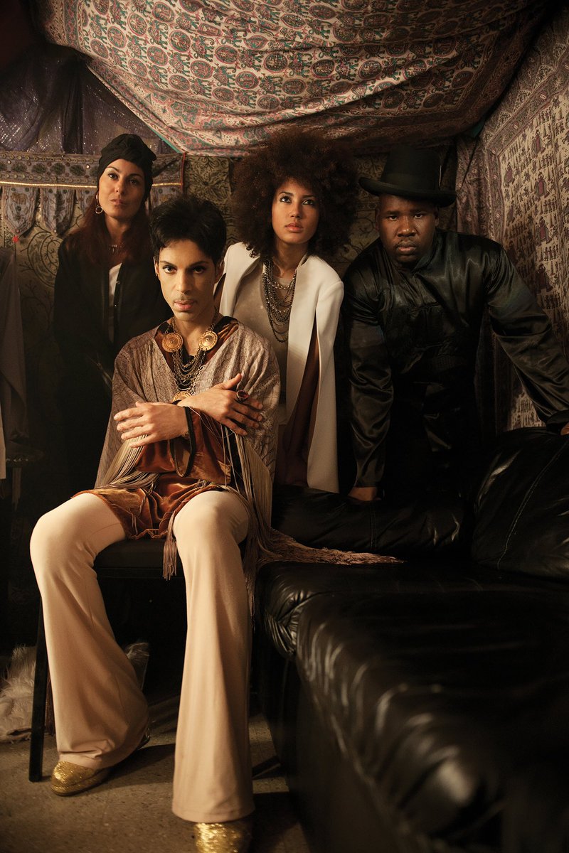 paradeolife (@paradeolife) on Twitter photo 