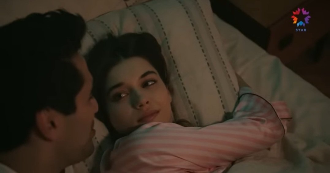 Çok güzel biskuvi yapiyor biliyormusun?
Sen ye o biskuviden tamami onu senden başka hiç kimse yemesin"
Çok güzel sahnelerdi be🥺 #YaliCapkini