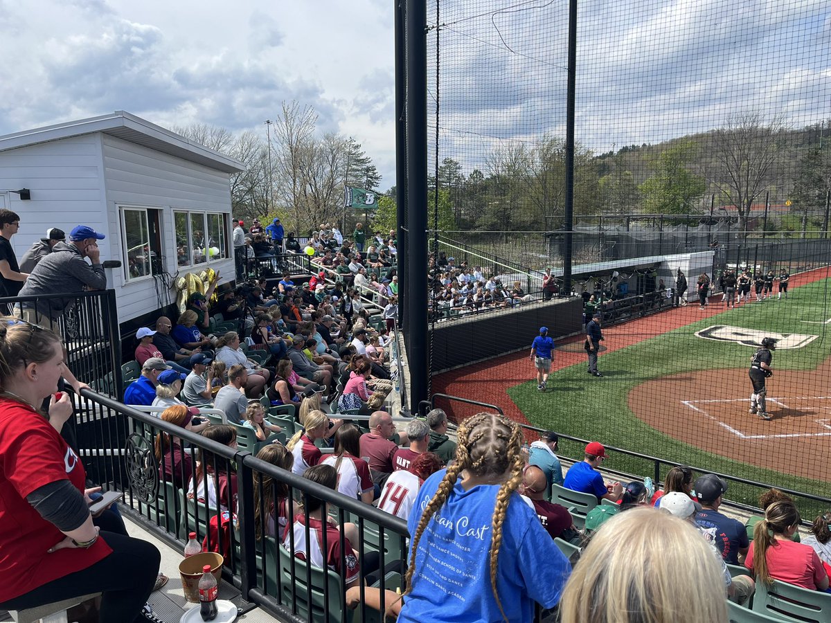 BinghamtonSOFT's tweet photo. A facility record 596 fans are here today. We appreciate everyone’s support! #AESB https://t.co/Opxq65bwAm