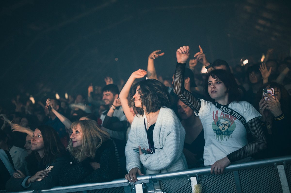 PrintempsDB's tweet photo. La team premier rang, toujours présente 🙌 #PDB23
📸 @jamorandeau #PDB23 #festival #bourges https://t.co/Gp7NAxbf3F