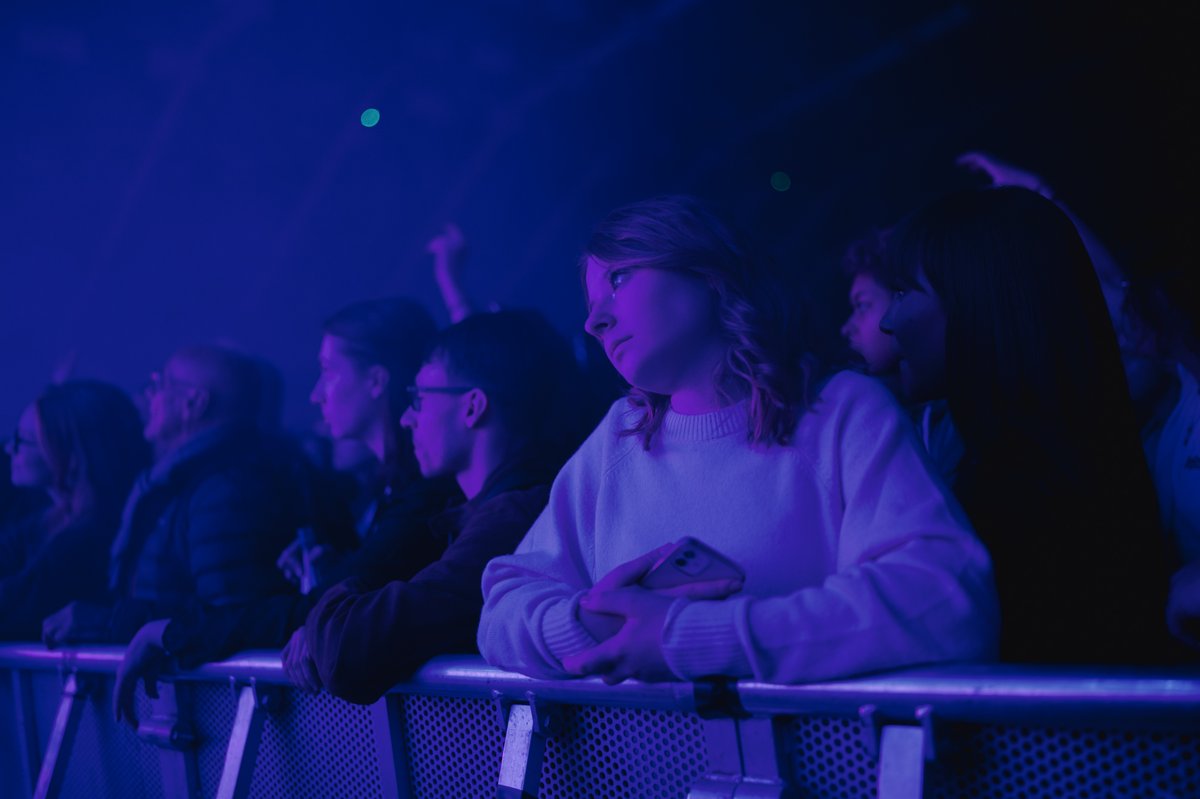 PrintempsDB's tweet photo. La team premier rang, toujours présente 🙌 #PDB23
📸 @jamorandeau #PDB23 #festival #bourges https://t.co/Gp7NAxbf3F