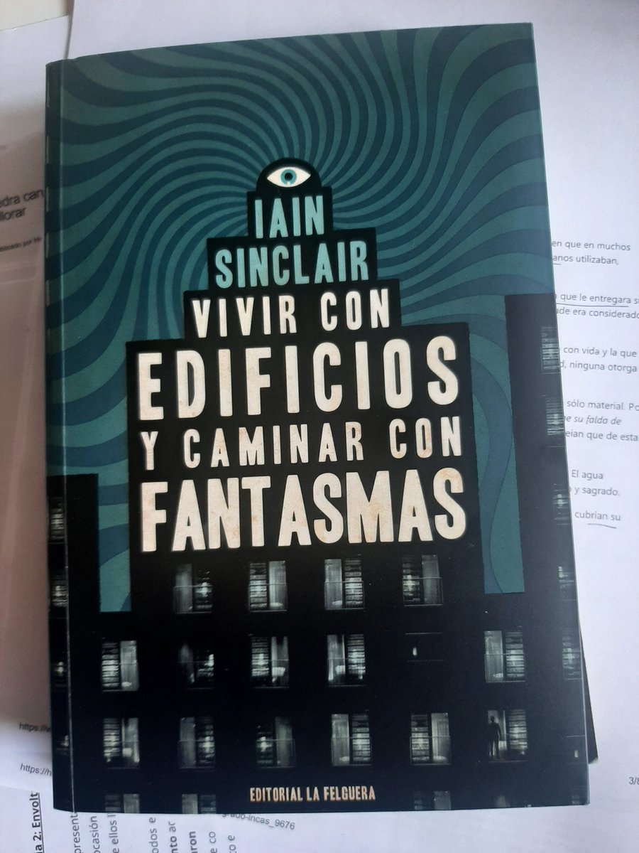HotelInsonmia's tweet photo. Recomendar un solo libro para mañana se me queda corto, así que aquí van unos cuantos:
-UNA VIDA POSIBLE, de @a_todaletra (en #EdicionesMenguantes). Léete esta entrevista: https://t.co/4X0ZRRrTHC
-VIVIR CON EDIFICIOS Y CAMINAR CON FANTASMAS, de @Iainsinc (en @LaFelgueraWeb). https://t.co/9hSD1PQiF3