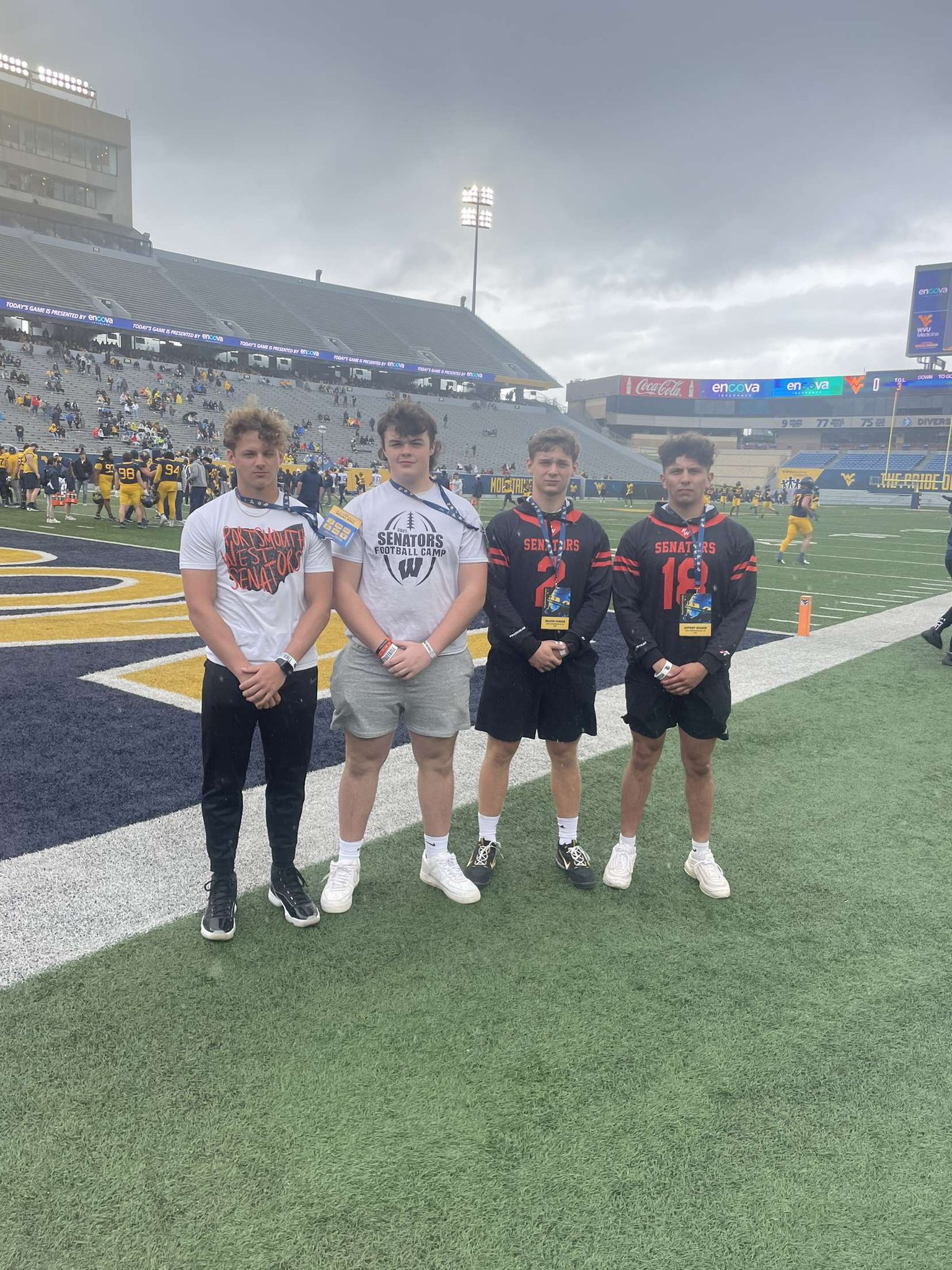 ashton reynolds (ashton_r24) / Twitter