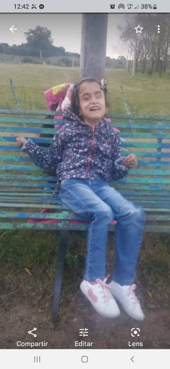 Tacuaremboradio's tweet photo. LLAMADO SOLIDARIO 
Favor compartir
Estamos haciendo un llamado a nivel PAÍS para ver si podemos conseguir una SILLA POSTURAL es para la  joven "Aysha Lamadrid" de Durazno que necesita en forma urgente pues la que tenía se rompió
SOMOS DE TACUAREMBO
Nuestro Celular 
092 826 528 https://t.co/GWl329S6Zt