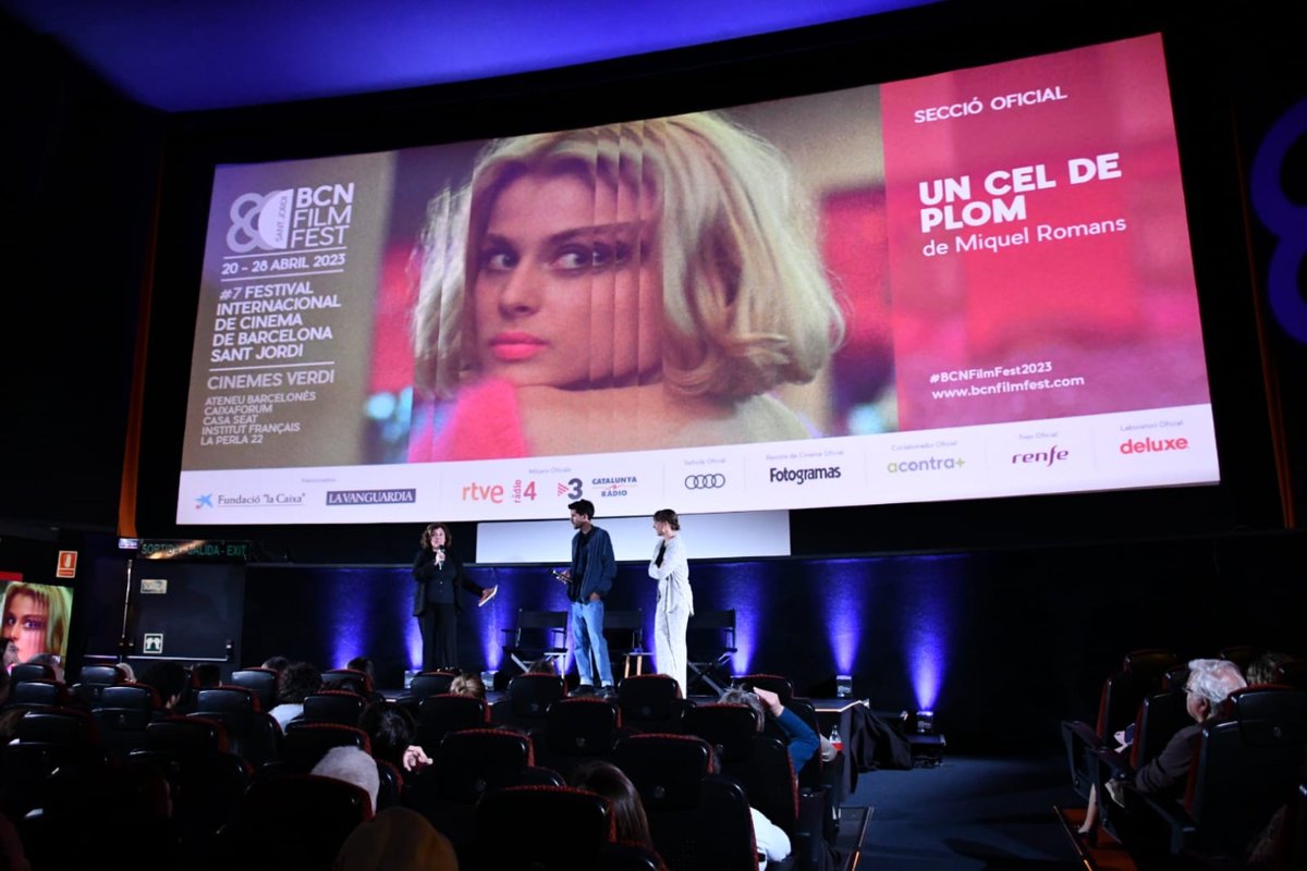 BCNFilmFest's tweet photo. Aquesta tarda s'ha estrenat "Un cel de plom" al #BCNFilmFest2023!

Presentació i col·loqui amb l'equip de la pel·lícula, dirigida per Miquel Romans i protagonitzada per Nausicaa Bonnín. https://t.co/NcvGhzUjza