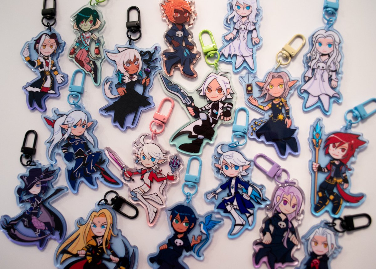 sacredmonster's tweet photo. my store is now open! new stock on locket pins, charms, and stickers (link in bio, rts are 💛) https://t.co/NzvjjD7UUC