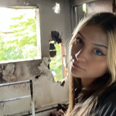 kenzieechapelo's tweet photo. #NewProfilePic https://t.co/eto4K0lGsX