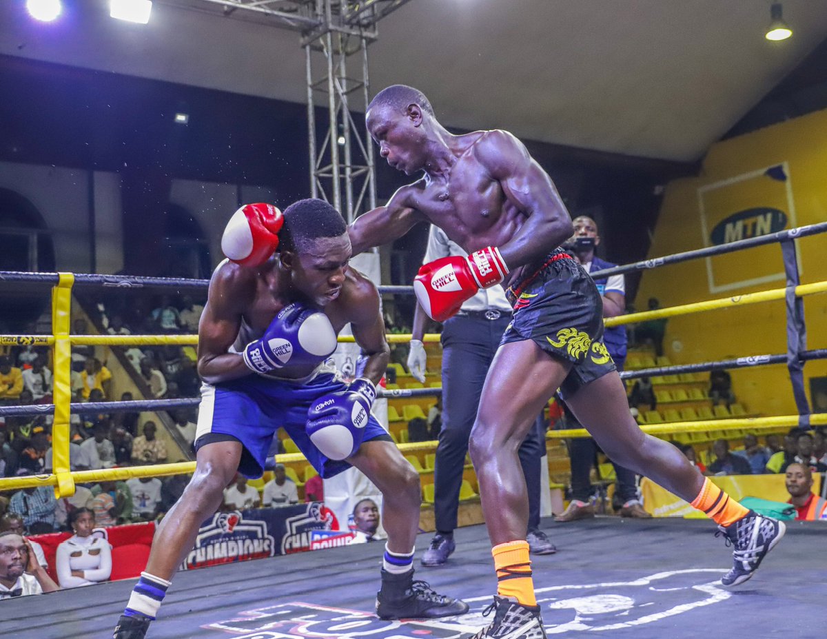 #UBCL Week 1 🔴Wasswa Saali wins by RSC-I against 🔵Adriko Jimmy ➡️ Elite 60kgs