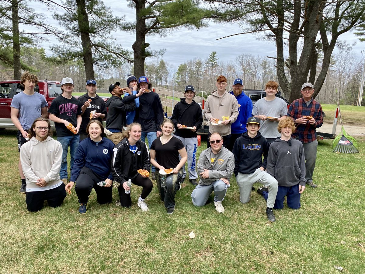 So thankful for this group✅ Learning to serve others is such a great lesson! Some that came to help are not in the picture. Beyond thankful to those that took the time!