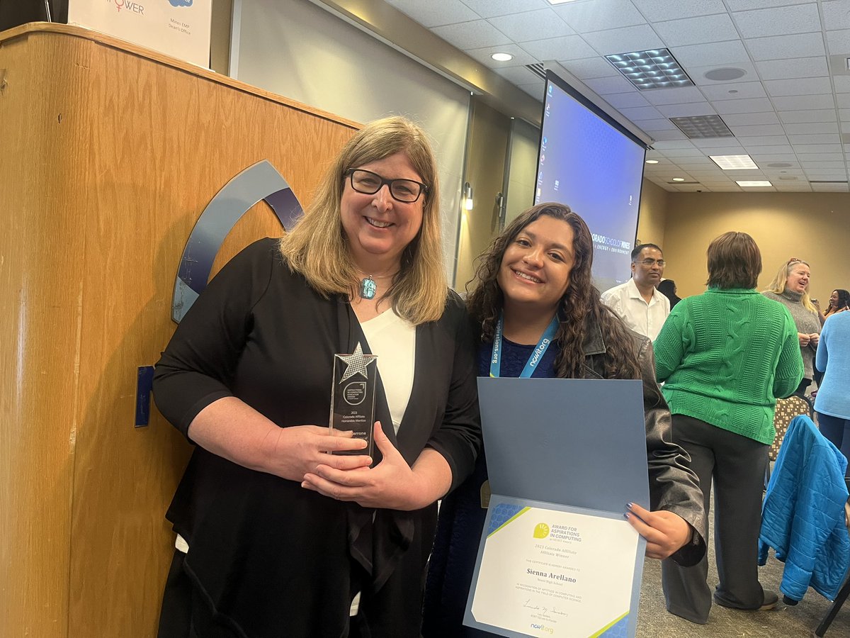 SiennaArellano6's tweet photo. So proud to be a 2023 NCWIT Colorado Affiliate Award Winner! #StVrainStorm @bethcerrone @AngelaWuIC @VerleneDodds @ICSVVSD https://t.co/2Yl7nrN8Ko