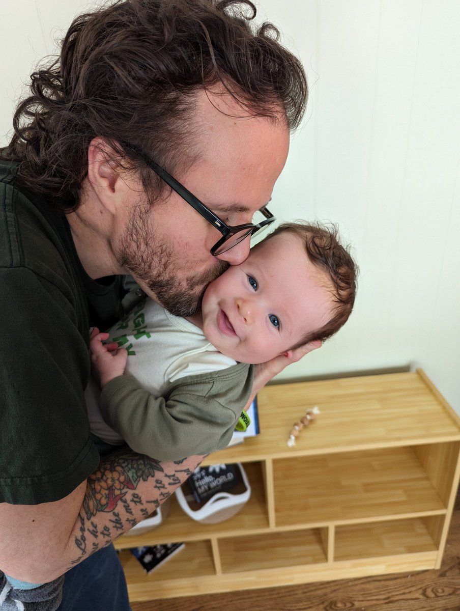 AngelicRadical's tweet photo. Friday #ClimateFastPray 218. As I end my fast today my son, Zeiah, and I hope you are having an inspiring #EarthDay ! We read stories from, Old Enough to Save the Planet. Also, @AOC thanks for reintroducing the #GreenNewDeal this week!!! https://t.co/5BiMBRo5CF
