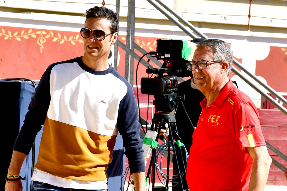 🇪🇸 En España existen 20.000 licencias profesionales de petanca y la practican más de 200.000 personas.

👉 Uno de ellos, el exfutbolista del Real Madrid Iván Helguera.

👦 Según datos de la <a href="/FEPETANCA/">FEPETANCA</a>, la edad media de los competidores en España está en 25 años.