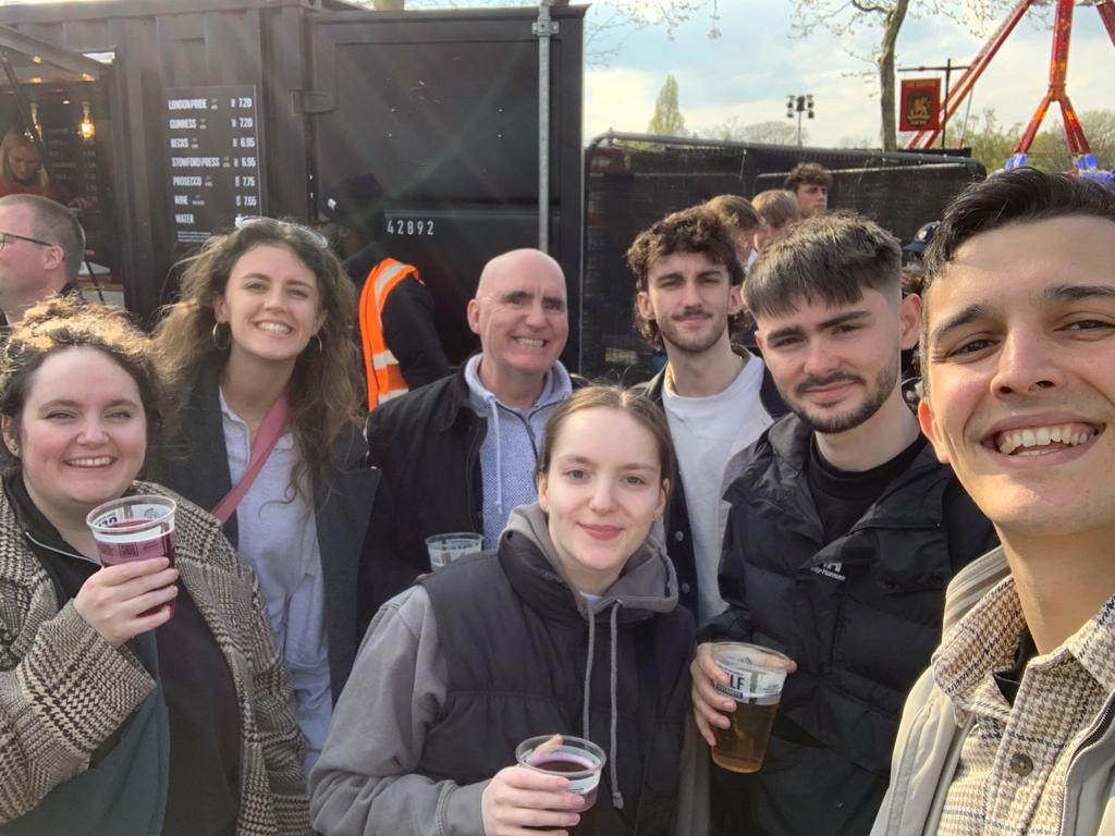 tigglies's tweet photo. Day out at Twickenham with some of the family. https://t.co/xuWPuDTEV4