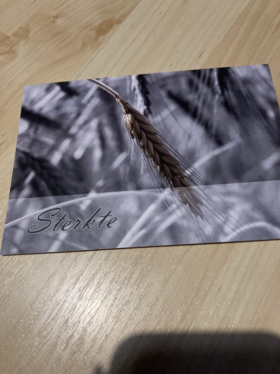 Vandaag de rouwbeurs in kerk no 11 in #valthermond bezocht. Er is tegenwoordig heel veel keus in hoe je een uitvaart laat plaatsvinden, en dat werd ter plekke uitgebreid toegelicht. #dank