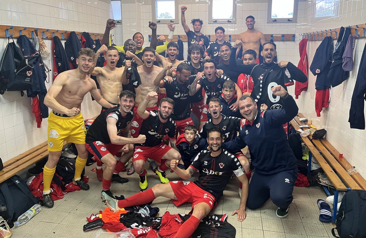AtcoBembibre's tweet photo. 🆎⚽️🦅🔝 https://t.co/I4X6FvkdqF