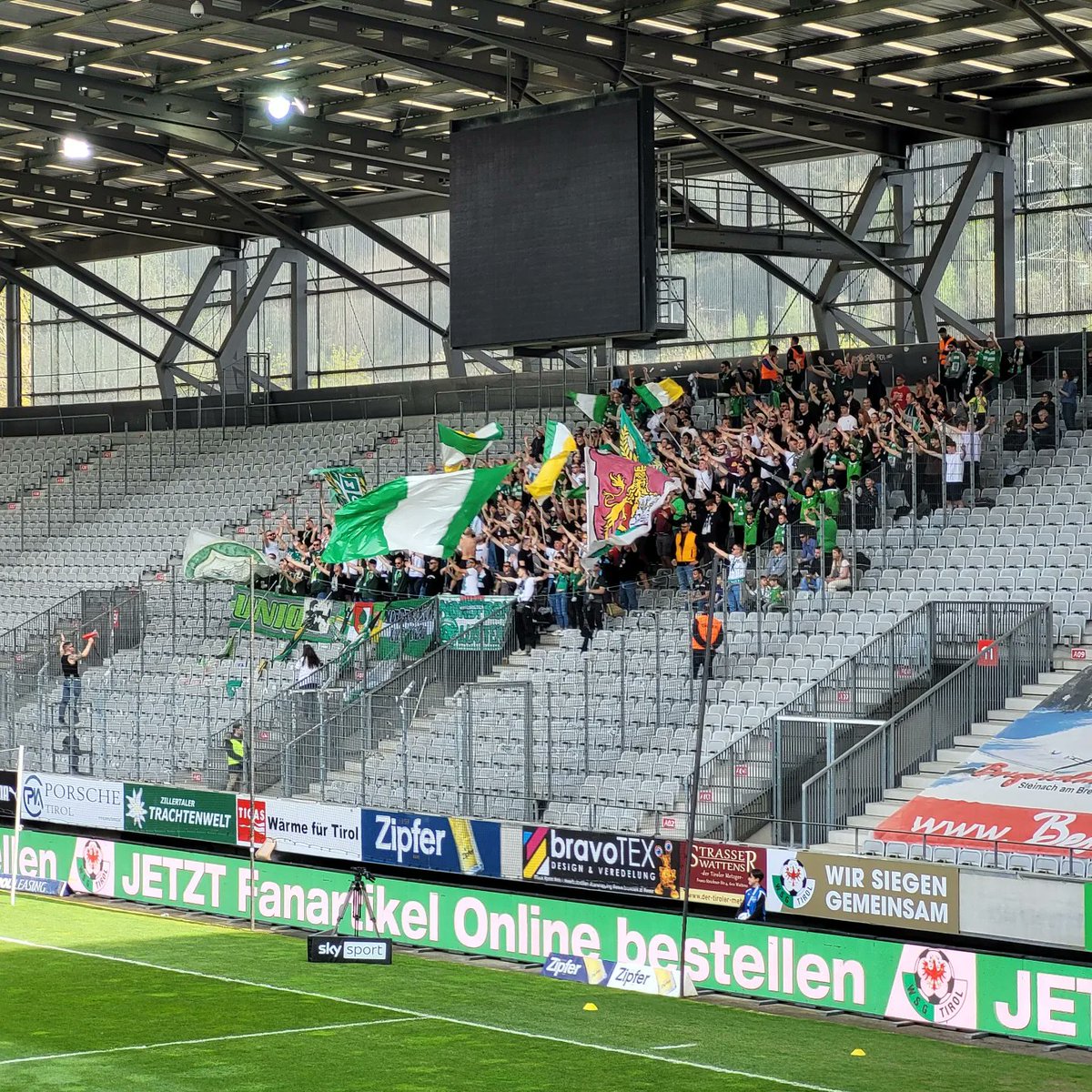 RaphaG1907's tweet photo. Innsbruck, Tirol 🇦🇹 

Bundesliga
WSG Tirol vs. Austria Lustenau 

#WSGTirol #WSG #WattenerSportGemeinschaft #Wattens #Innsbruck #AustriaLustenau #Lustenau #SCA #WSGALU #TivoliStadion #Bundesliga #AdmiraBL #groundhopping #groundhopper #thechickenbaltichronicles #fußball #football https://t.co/t0F83U4JTz
