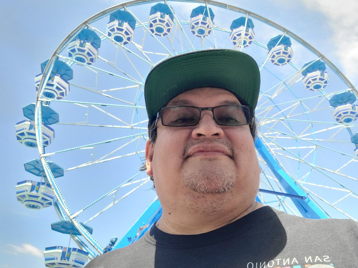 area210podcast's tweet photo. Enjoying the day with the family at the #Fietsa Carnival. https://t.co/f5qwY3BSH3