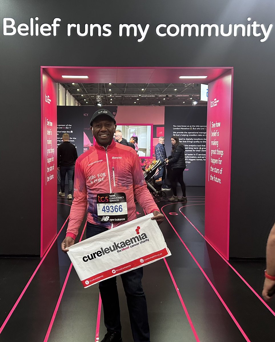 keithfraser2017's tweet photo. Evening Tweeps- #1Sleep b4 the biggest physical challenge of my life. The #LondonMarathon 4 @CureLeukaemia . So proud to view the finish with my Bro today. 

thank you  for support ! you can sponsor me  https://t.co/WbB8wgpX1F

Good luck to ALL the runners. #Excited #Nervous https://t.co/z5D0oMhqK2