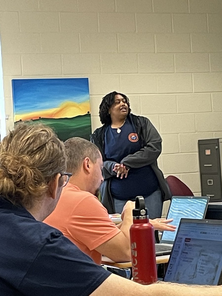 msahanson's tweet photo. Last Virtual Summit for the school year was great! Amazing resources and PD on best practices! #DLIGrant22 @FCSchoolsNC https://t.co/GXCLNf8LZF