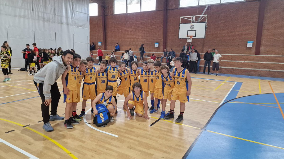 🏀 De minis ha ido el sábado 😎

#ADNAgustino <a href="/DentalSanders/">Dra.Beatriz Mendoza</a>