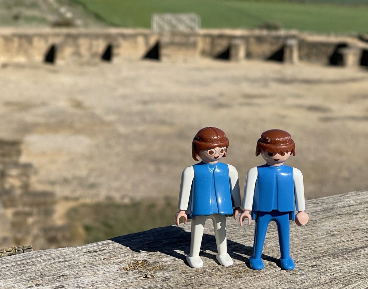 Captación de agua Romana de Andelo 
Santa María de Andion, Mendigorria. Navarra

#romanos #ruinas #mendigorria #andion #navarra

#playmobil #Click #playmobilspain #PlaymobilEspaña #playmobilmania #playmobilworld #playmobilinstagram #playmobilfan #playmobilfans #playmobilfigures