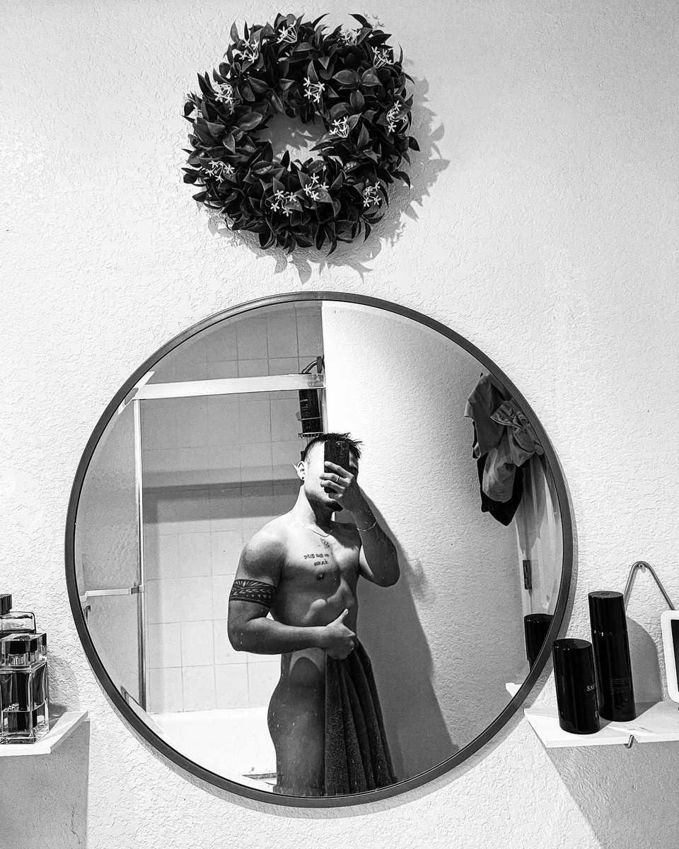 justinc6999's tweet photo. Feeling sexy this morning 🫣 https://t.co/pmstBRNCJL
